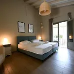 Aggelos Grand Apart-hotel