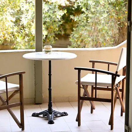 Ξενοδοχείο με διαμερίσματα Aggelos Grand Κουκουναριές