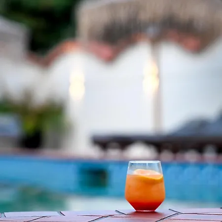 Aggelos Grand Ξενοδοχείο με διαμερίσματα