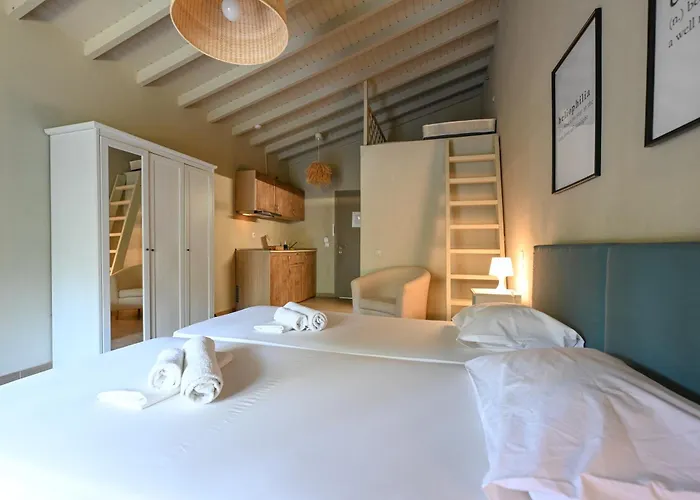 Aparthotel Aggelos Grand Koukounaries