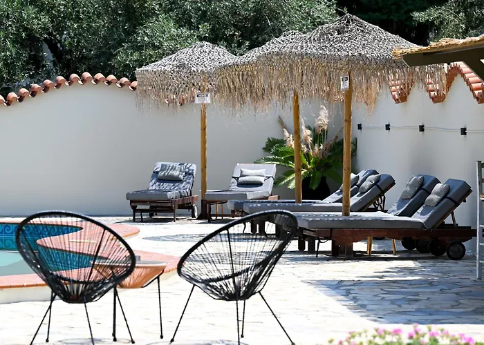 Aggelos Grand Koukounaries