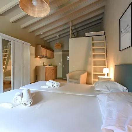 Apart Otel Aggelos Grand Koukounaries