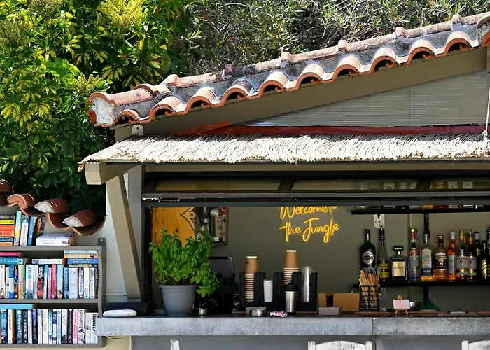 Apartmanhotel Aggelos Grand Kukunariész